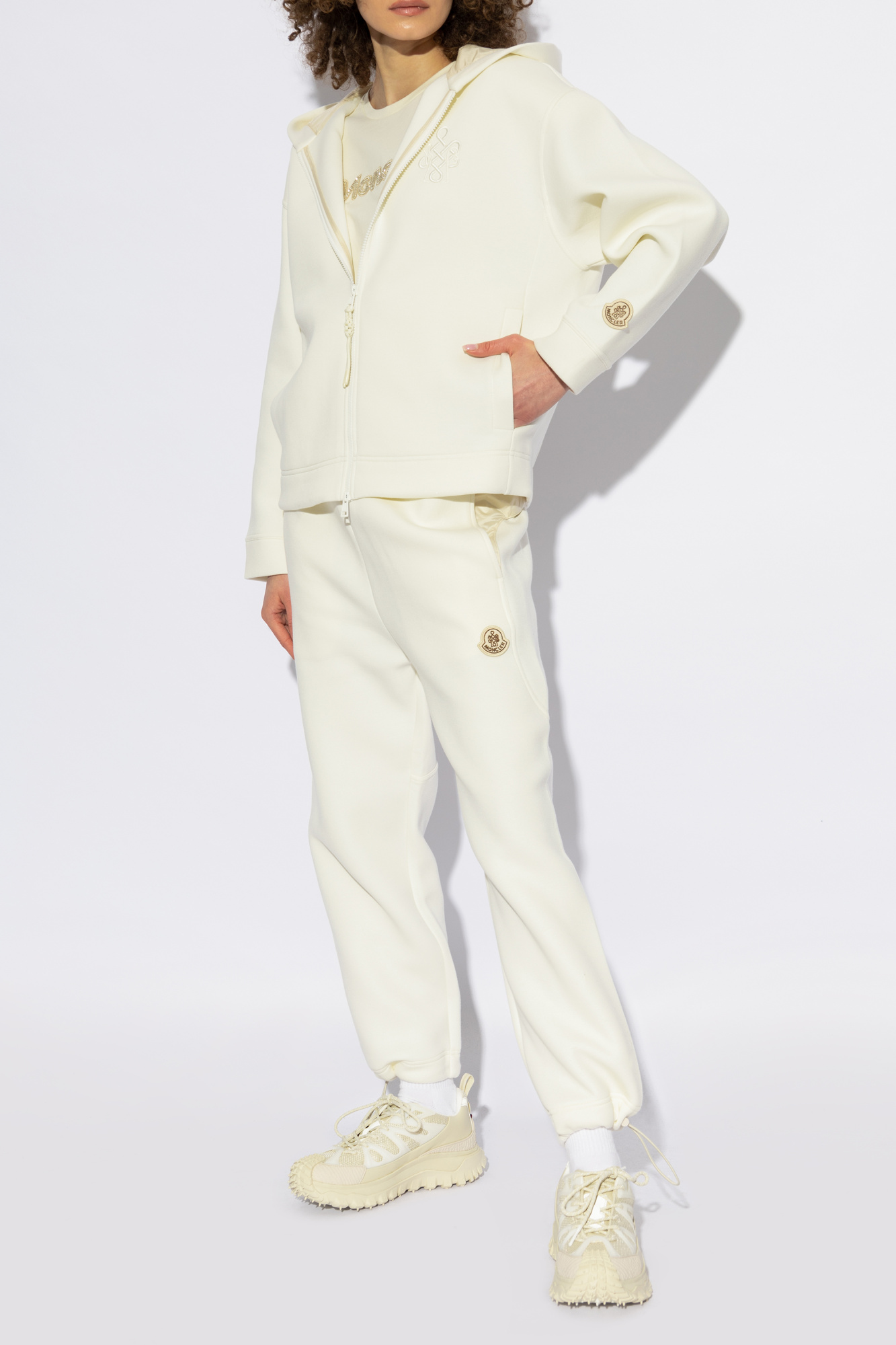 VIP価格【MONCLER】Trailgrip Amoebaトレーナー White Trailgrip Amoeba Sneakers by Salehe Bembury - Sneakers